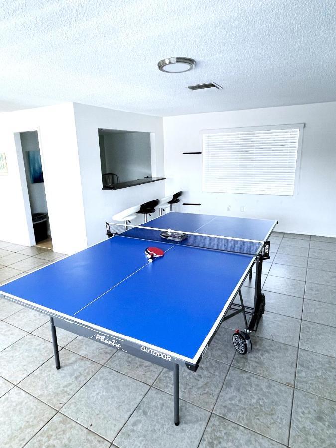 St. Pete Beach Suites Экстерьер фото
