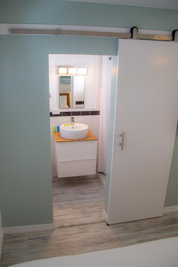 St. Pete Beach Suites Экстерьер фото