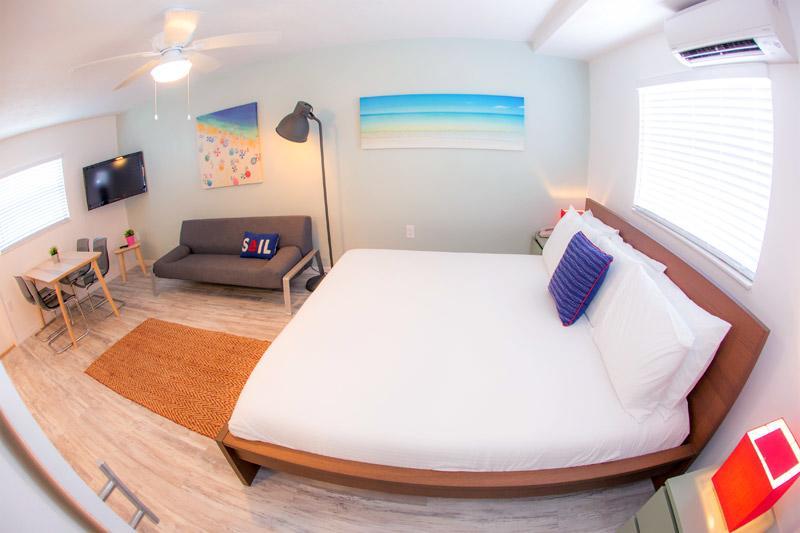 St. Pete Beach Suites Экстерьер фото
