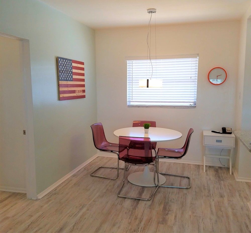 St. Pete Beach Suites Экстерьер фото